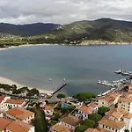 Trilocale Giglio - Zona Mare Con Terrazza, Clima E Posto Auto Apartment