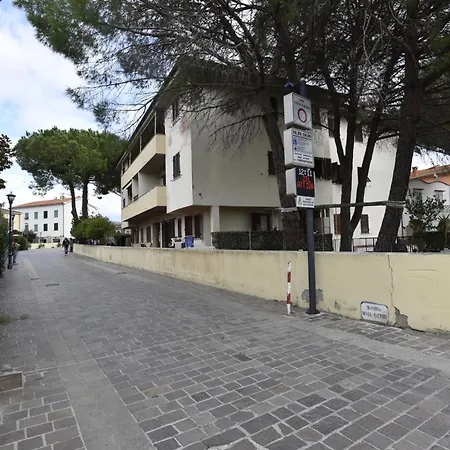 Trilocale Giglio - Zona Mare Con Terrazza, Clima E Posto Auto