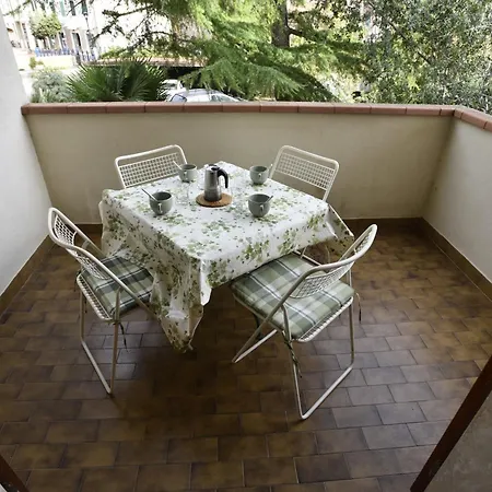 Trilocale Giglio - Zona Mare Con Terrazza, Clima E Posto Auto *