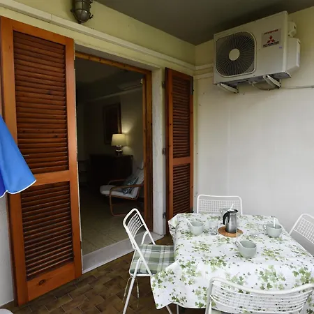 Trilocale Giglio - Zona Mare Con Terrazza, Clima E Posto Auto Marina di Campo