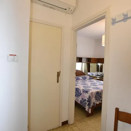 Trilocale Giglio - Zona Mare Con Terrazza, Clima E Posto Auto *