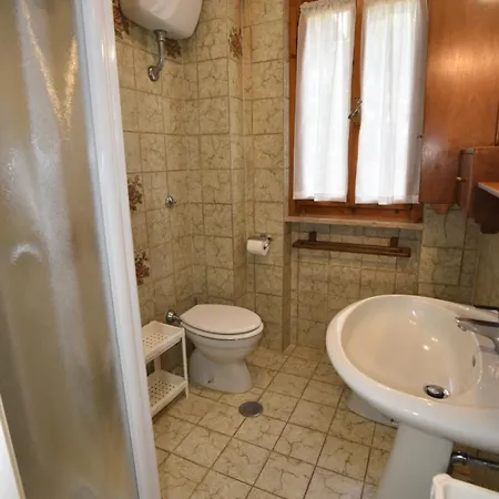 Trilocale Giglio - Zona Mare Con Terrazza, Clima E Posto Auto Apartment