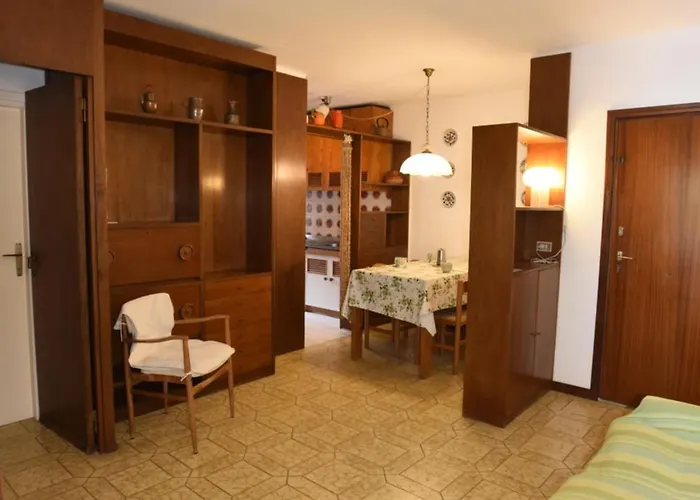 Trilocale Giglio - Zona Mare Con Terrazza, Clima E Posto Auto Daire