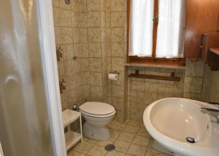 Trilocale Giglio - Zona Mare Con Terrazza, Clima E Posto Auto Appartamento