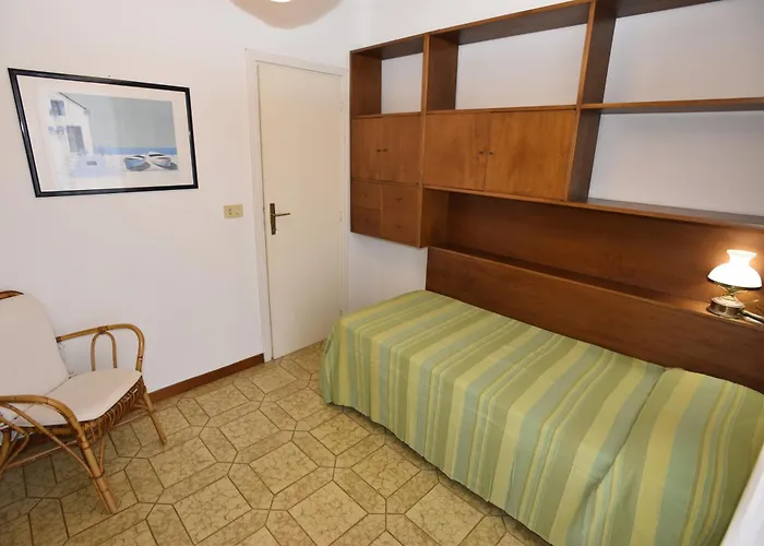 Appartamento Trilocale Giglio - Zona Mare Con Terrazza, Clima E Posto Auto Marina di Campo