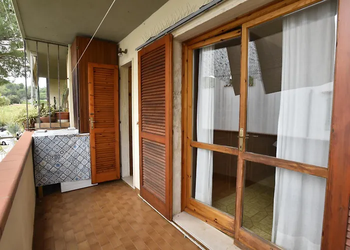 Trilocale Giglio - Zona Mare Con Terrazza, Clima E Posto Auto Marina di Campo